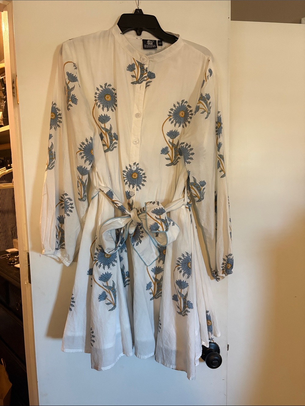 The Sak White Long-Sleeve Floral Tie-Waist Dress with Blue & Gold Print